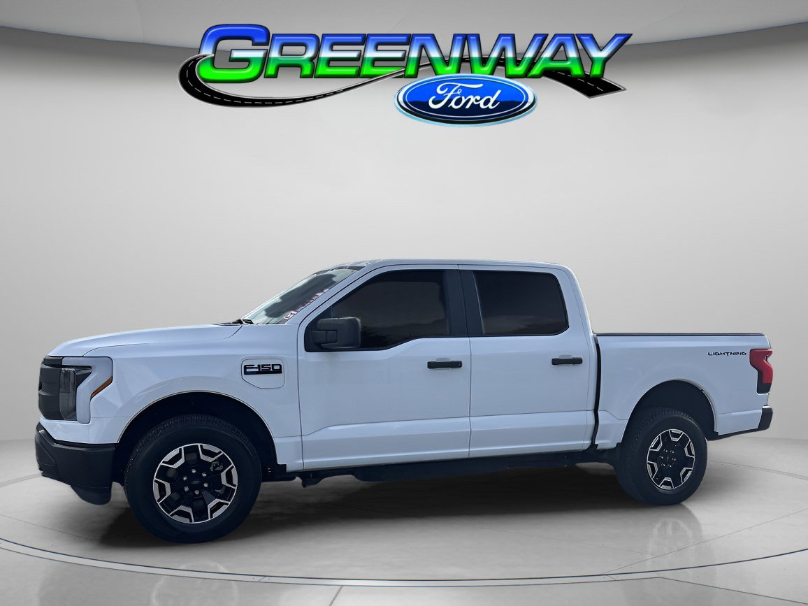 2024 Ford F-150 Lightning Pro's photo
