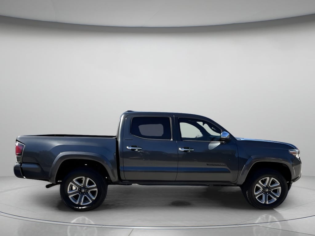 Used 2018 Toyota Tacoma Limited Crew Cab Pickup