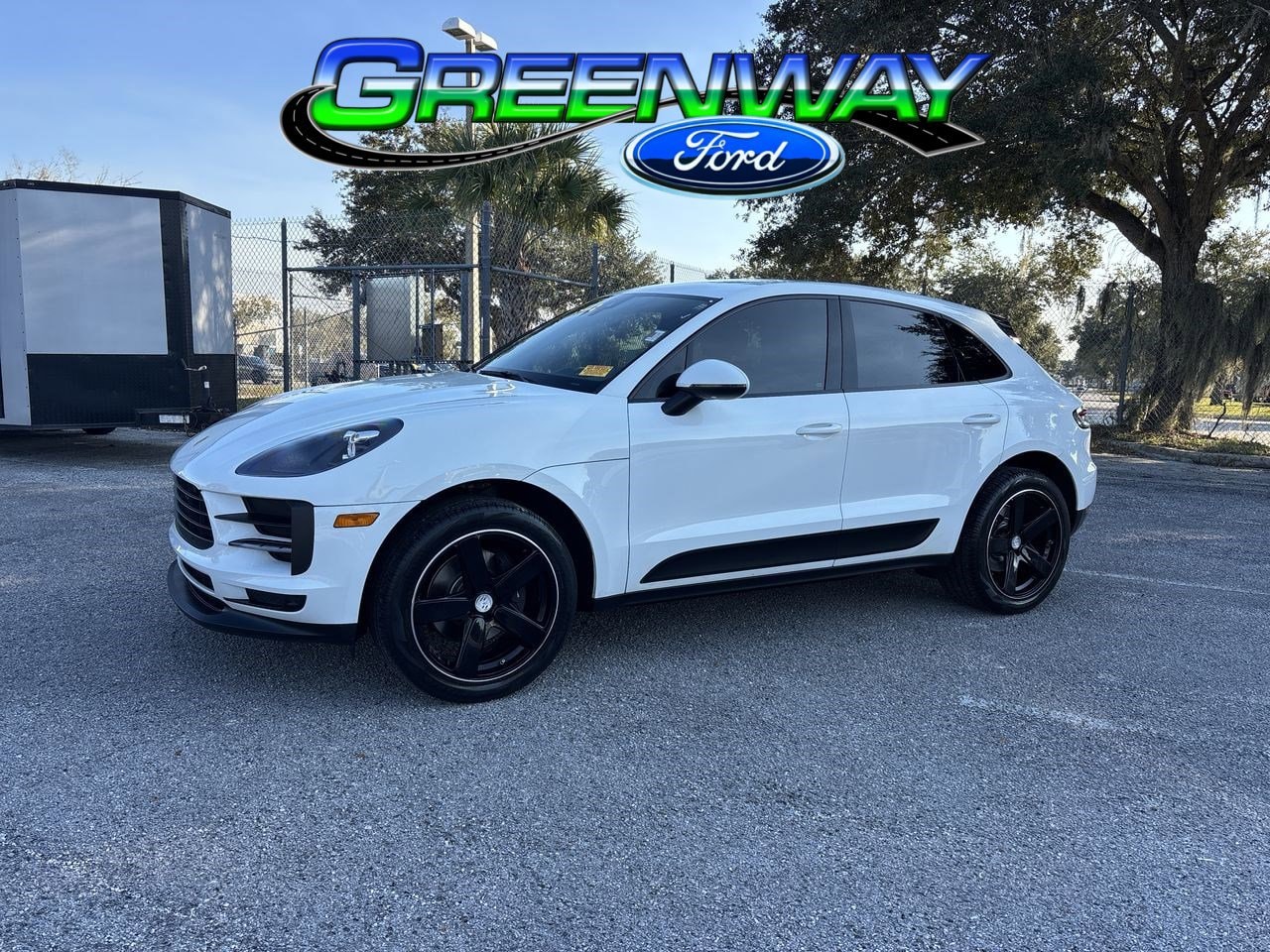2019 Porsche Macan Base's photo