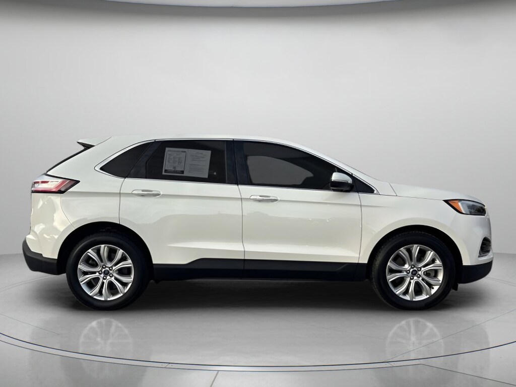 Used 2022 Ford Edge Titanium Sport Utility