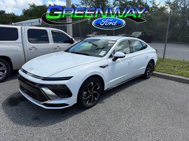 2025 Hyundai Sonata SEL's photo
