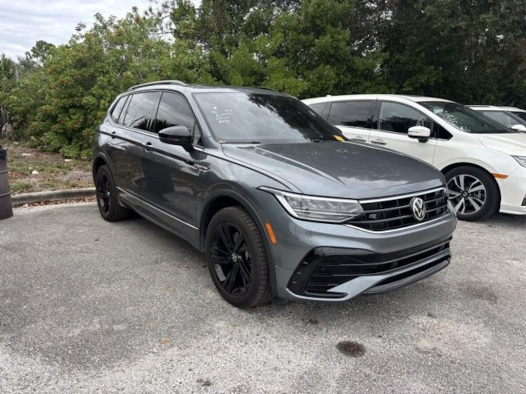 Used 2023 Volkswagen Tiguan 2.0T SE R-Line Black Sport Utility