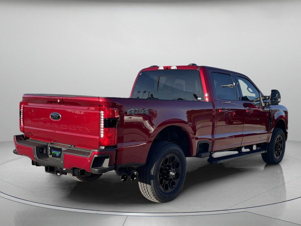 New 2026 Ford Super Duty F-250 SRW LARIAT Crew Cab Pickup