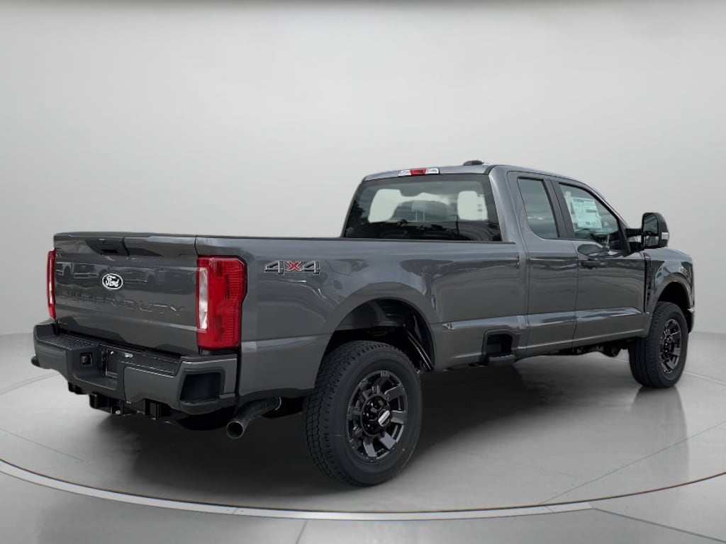 New 2027 Ford Super Duty F-350 SRW XL Extended Cab Pickup