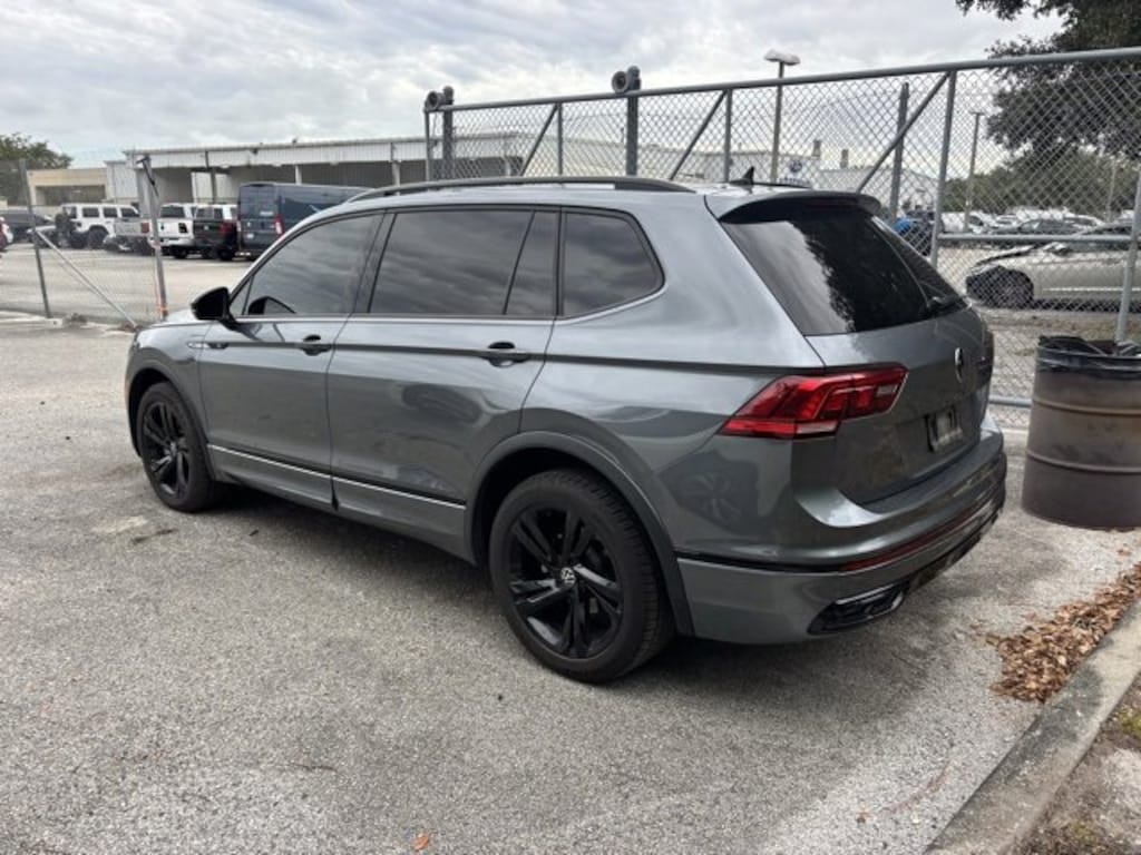 Used 2023 Volkswagen Tiguan 2.0T SE R-Line Black Sport Utility