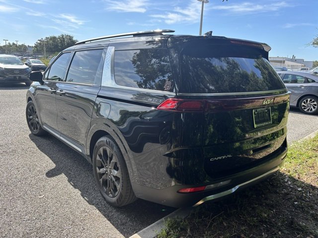 2023 Kia Carnival SX Prestige photo 2