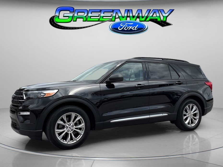 2024 Ford Explorer XLT RWD's photo
