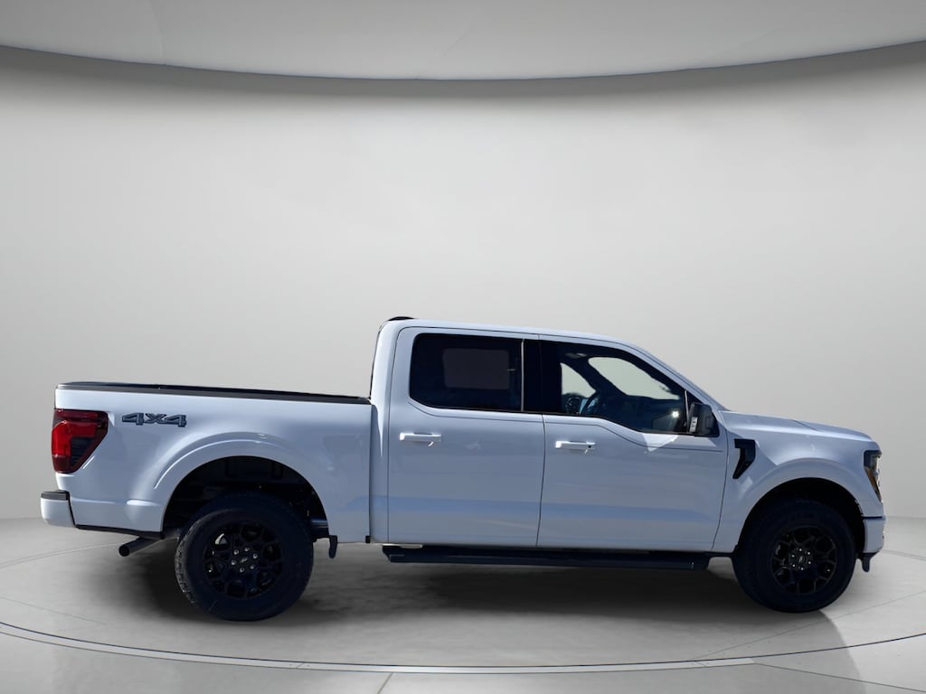 New 2026 Ford F-150 XLT Crew Cab Pickup