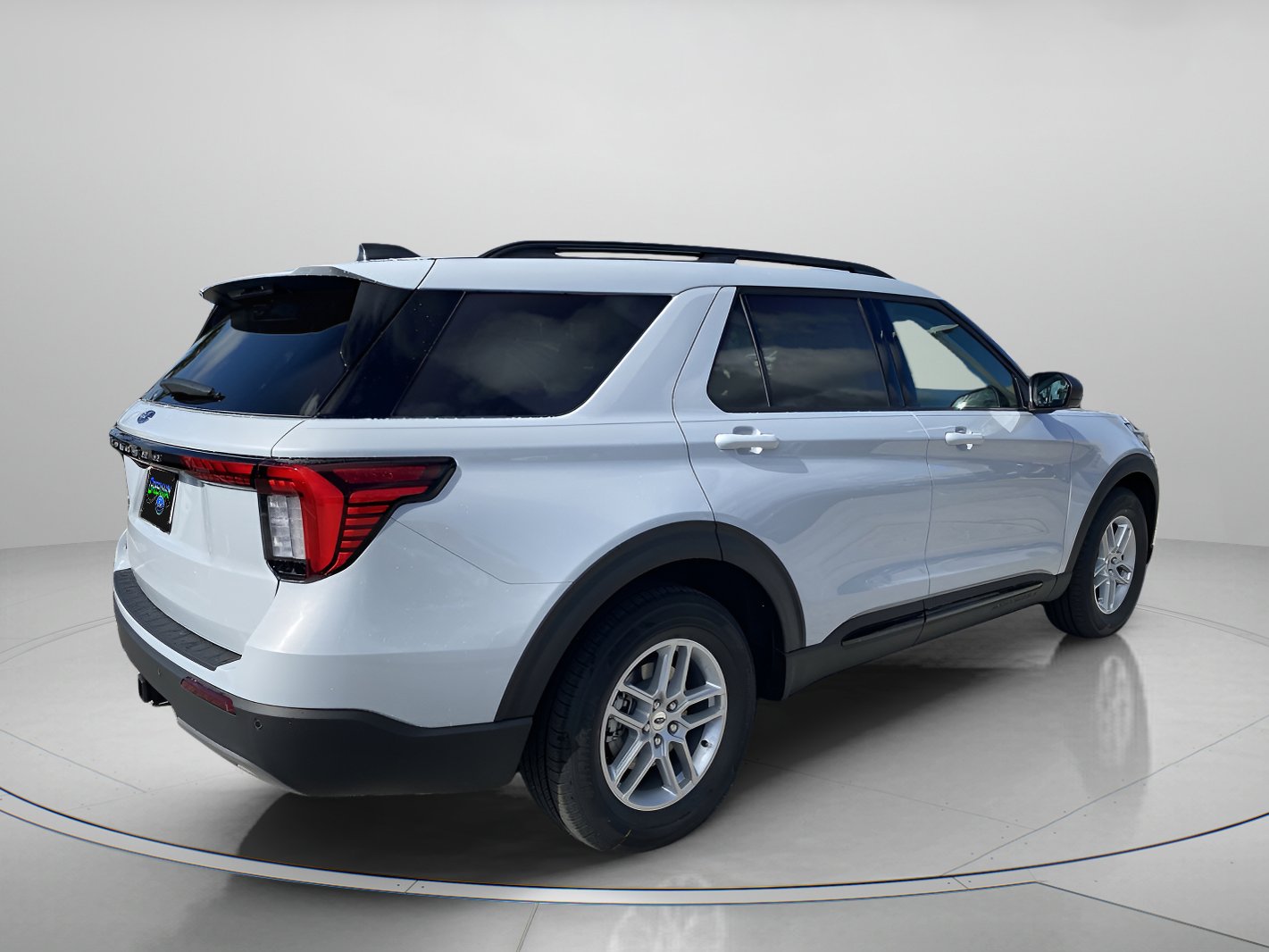 2026 Ford Explorer Sport photo 3