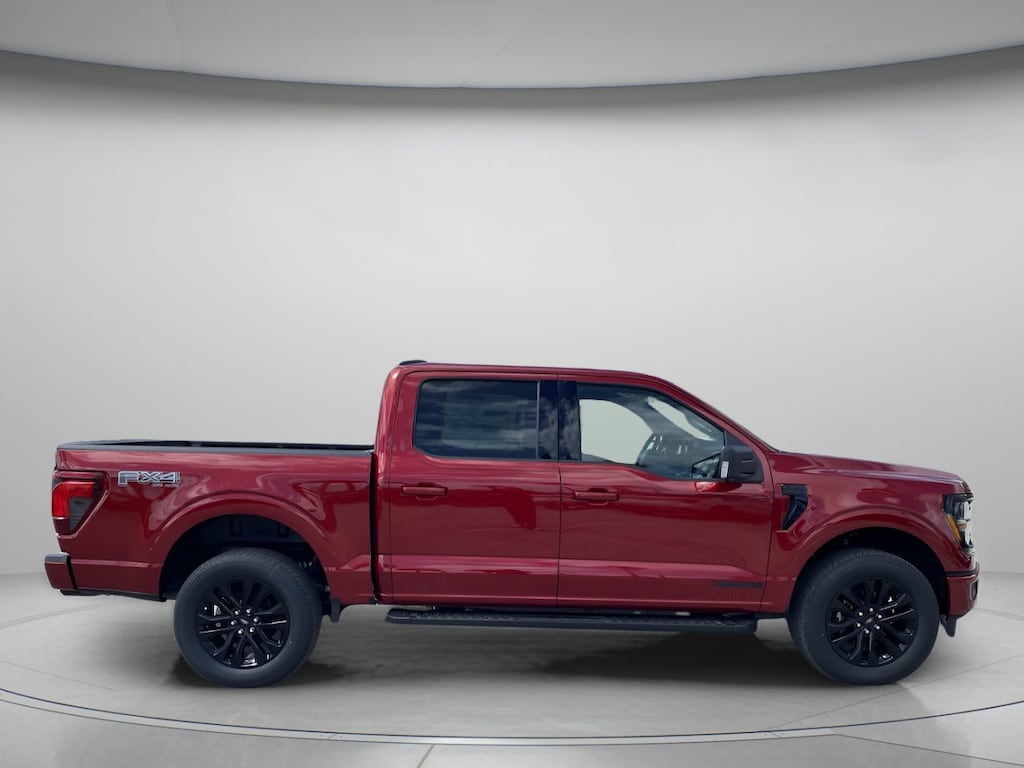 New 2026 Ford F-150 XLT Crew Cab Pickup