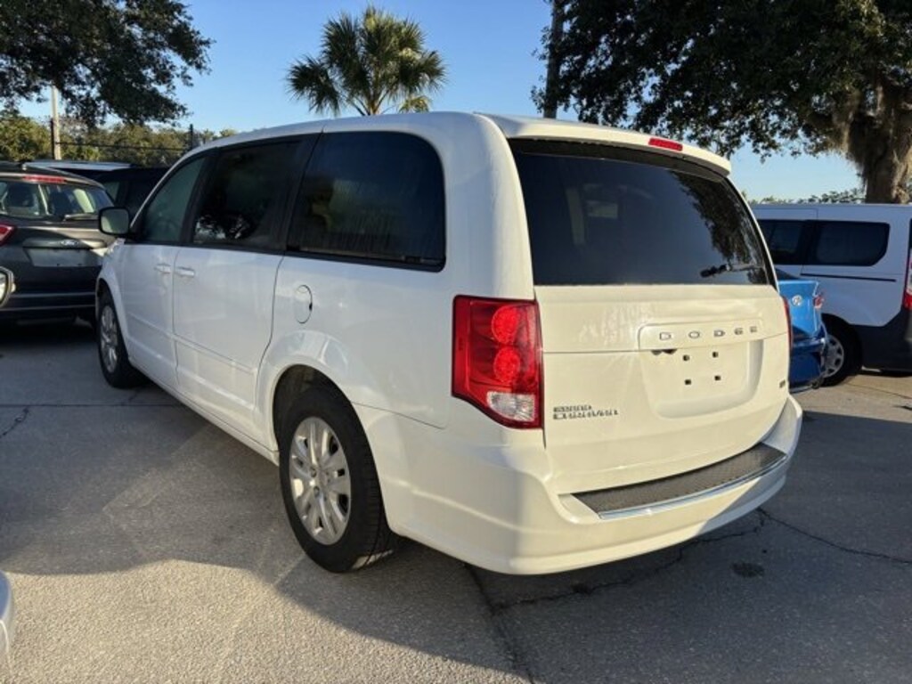 Used 2017 Dodge Grand Caravan SE Mini-van, Passenger