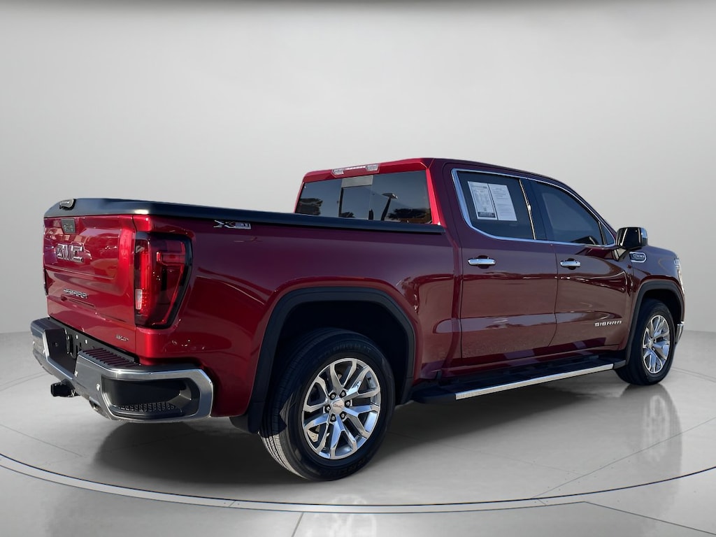Used 2021 GMC Sierra 1500 SLT Crew Cab Pickup