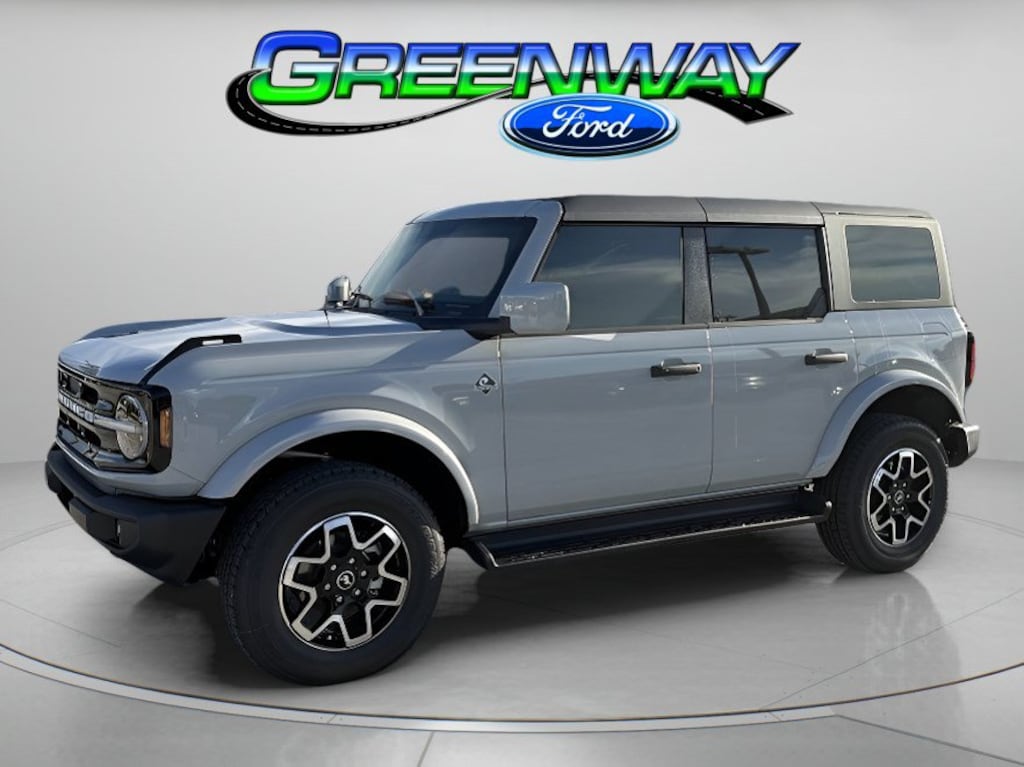 New 2026 Ford Bronco Outer Banks Convertible