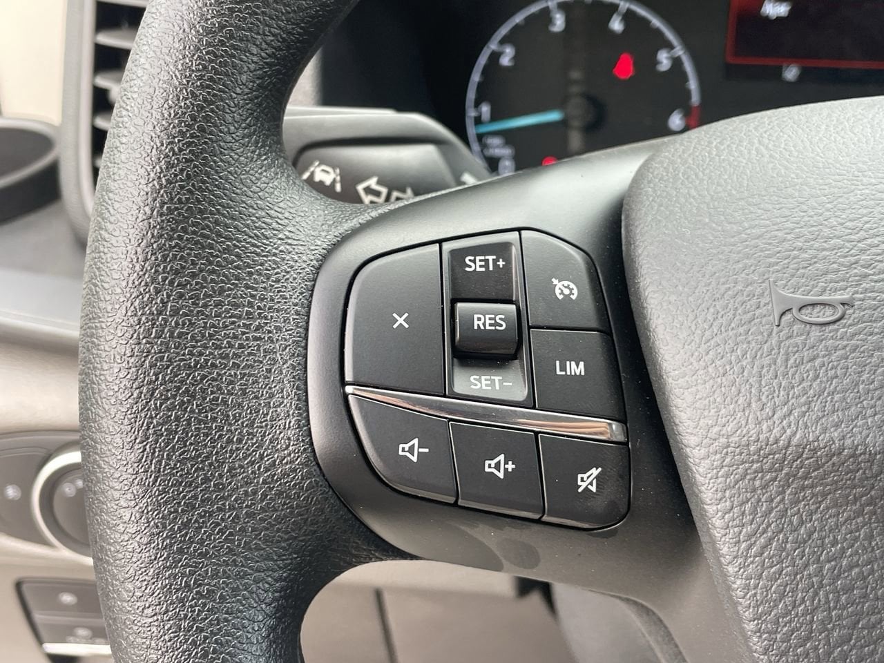 2025 Ford Transit Van Base - Photo 30