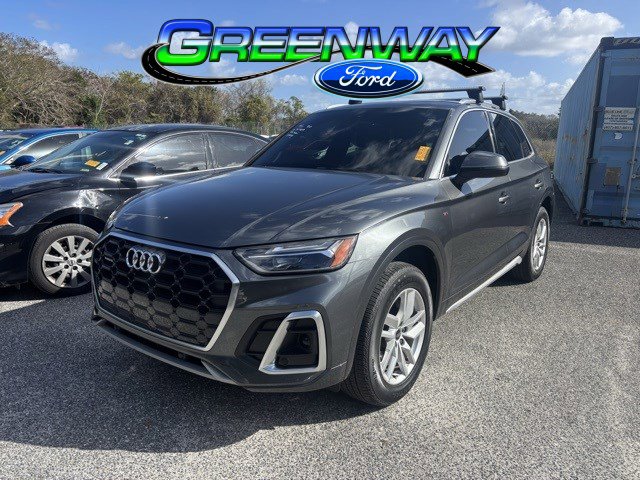 2022 Audi Q5 Premium's photo