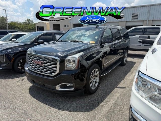 2019 GMC Yukon Denali 2WD's photo