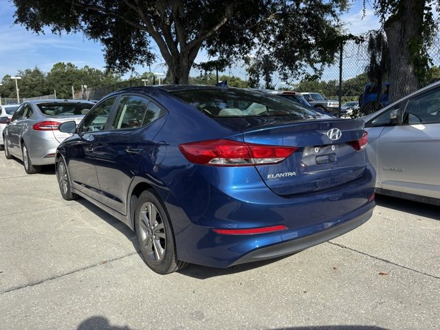2018 Hyundai Elantra SEL photo 4