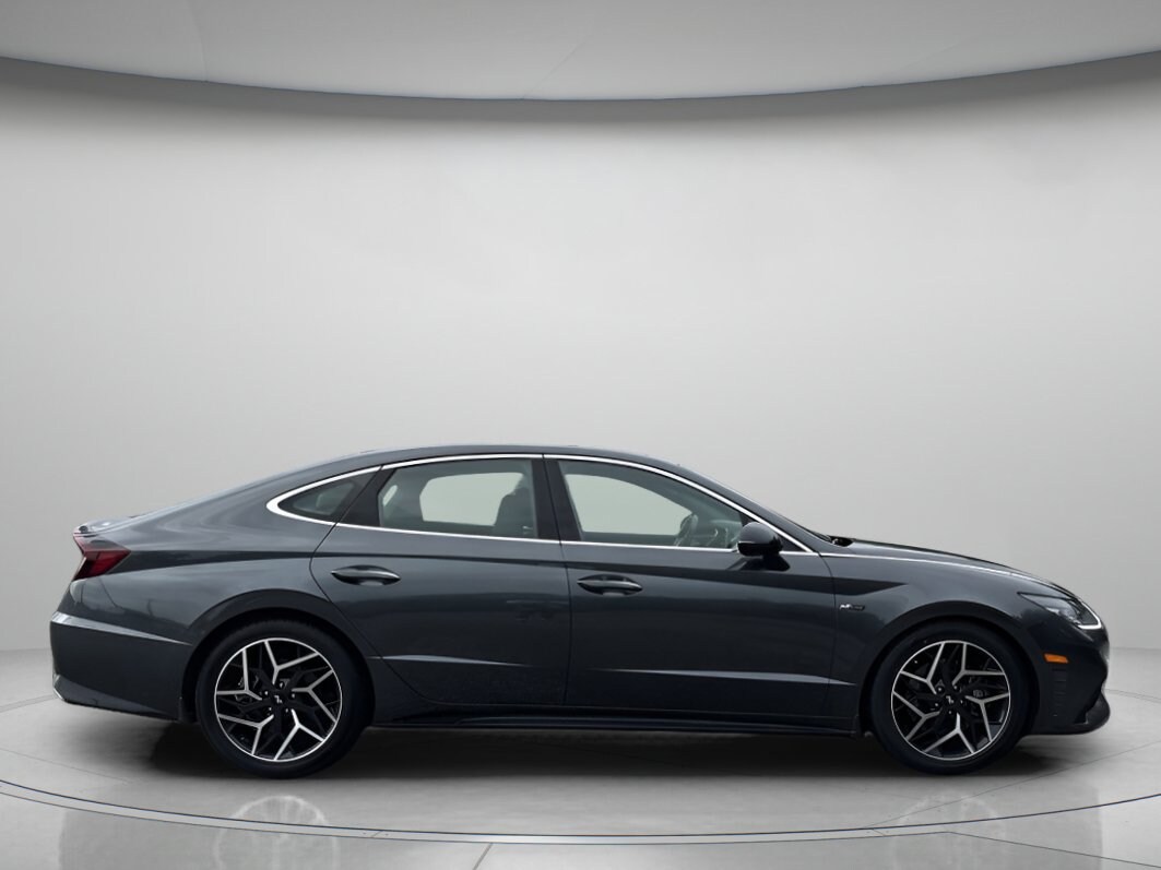 2023 Hyundai Sonata N Line photo 2