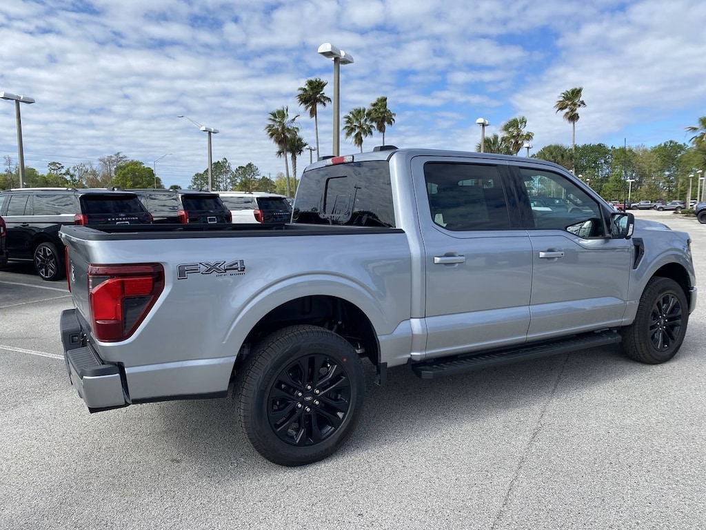 New 2026 Ford F-150 XLT Crew Cab Pickup
