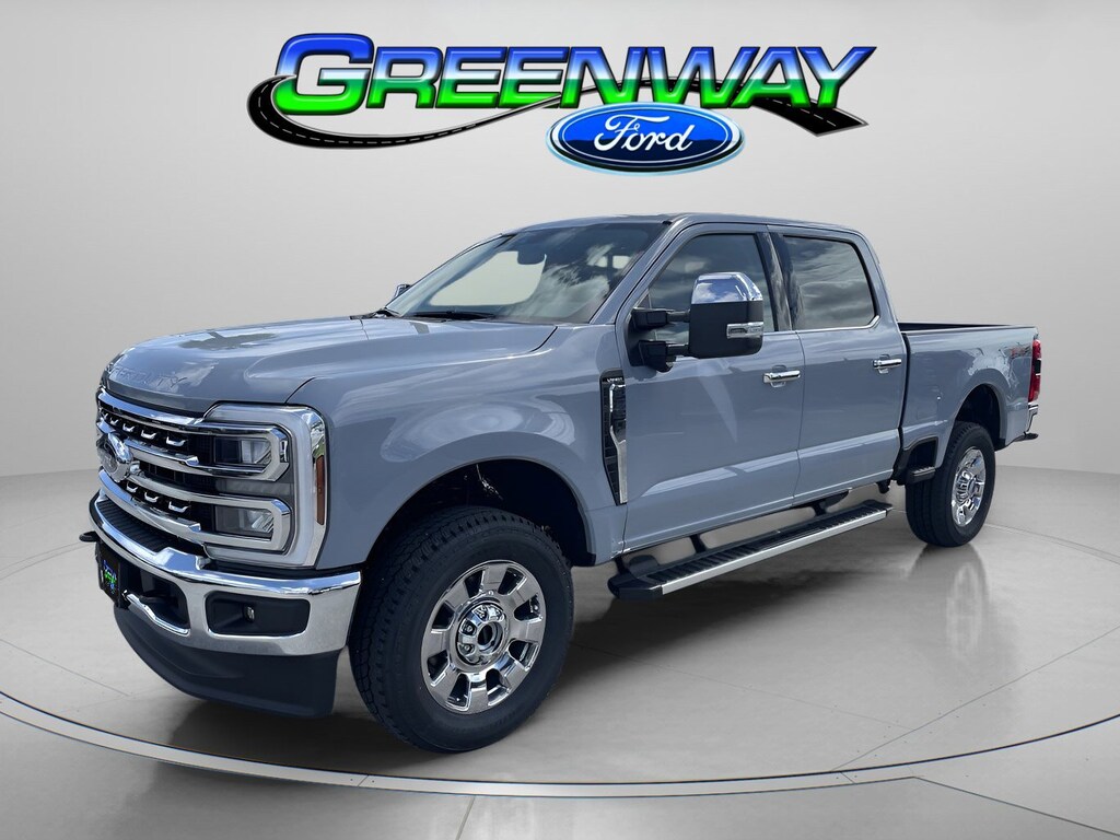 New 2026 Ford Super Duty F-250 SRW LARIAT Crew Cab Pickup