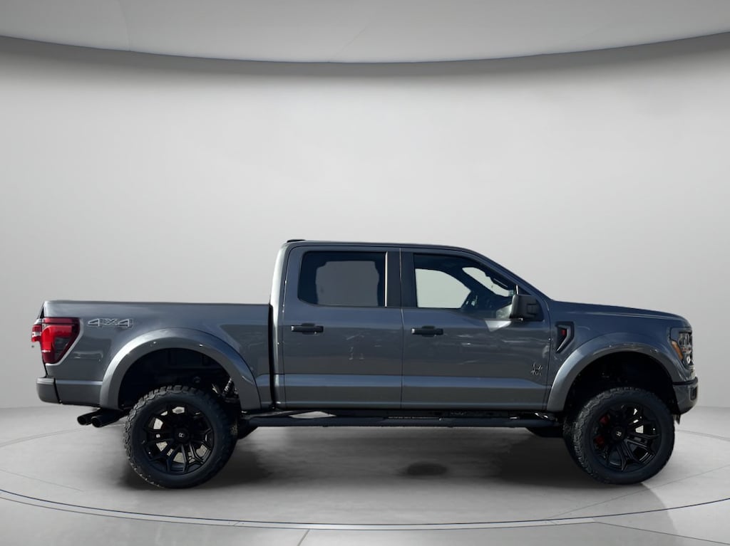 New 2025 Ford F-150 STX Crew Cab Pickup