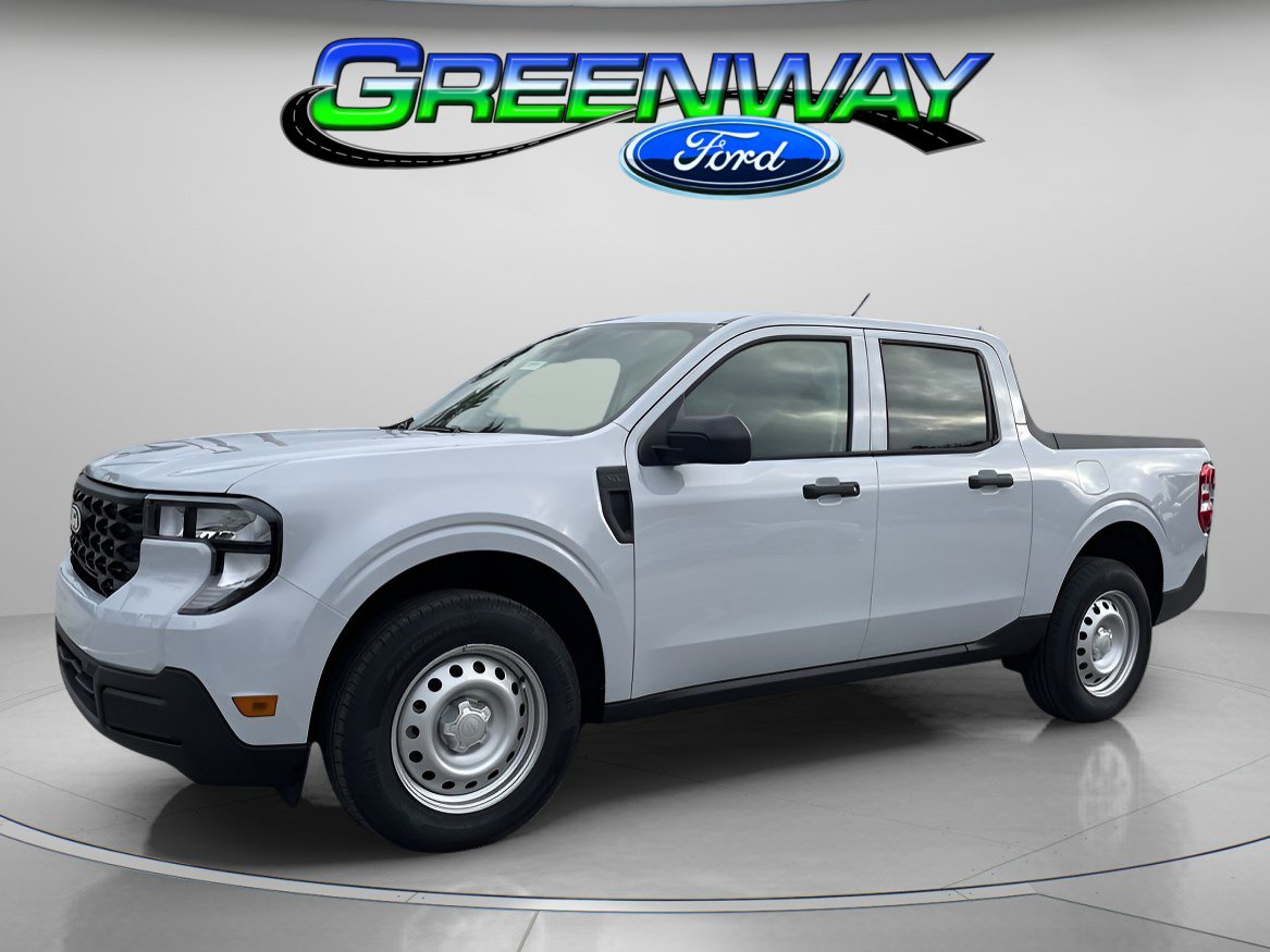 2026 Ford Maverick XL's photo