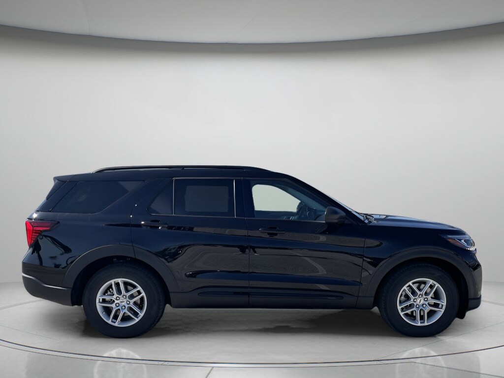 New 2026 Ford Explorer Active Sport Utility
