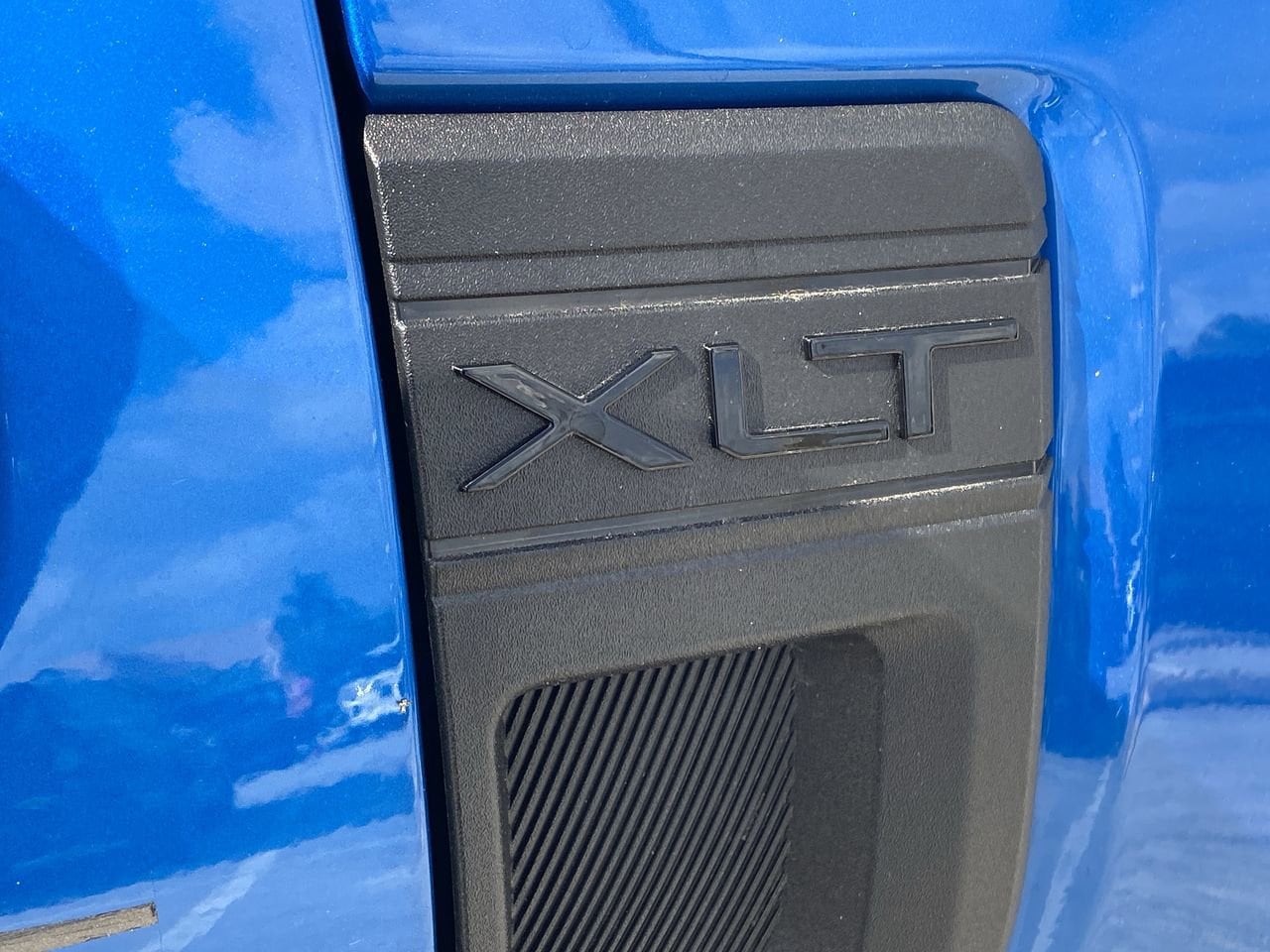 2025 Ford Maverick XLT - Photo 9