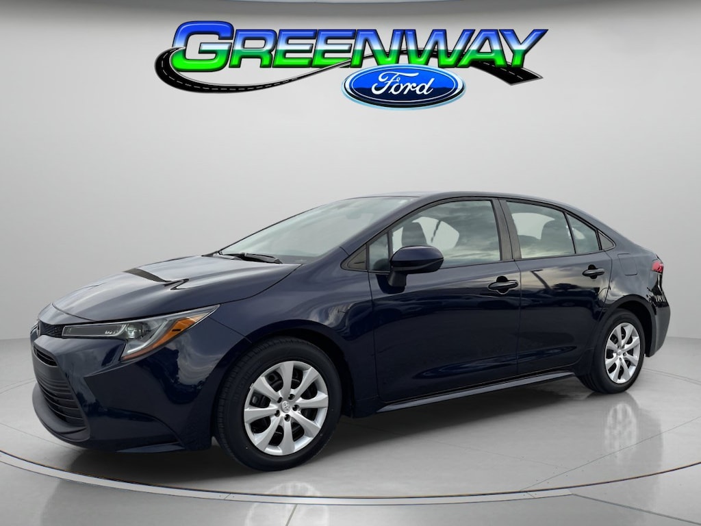 Used 2024 Toyota Corolla LE 4dr Car