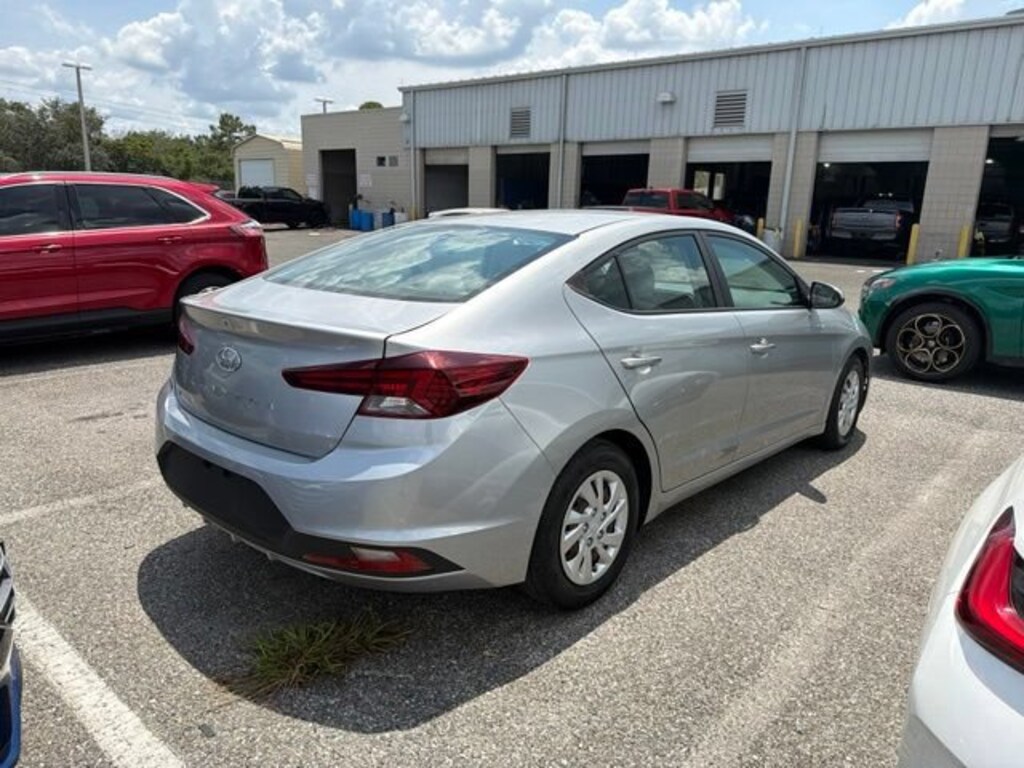 Used 2020 Hyundai Elantra SE 4dr Car