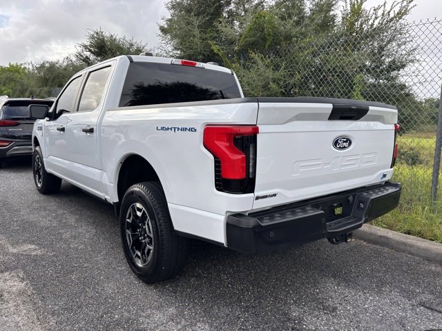 2024 Ford F-150 Lightning photo 2
