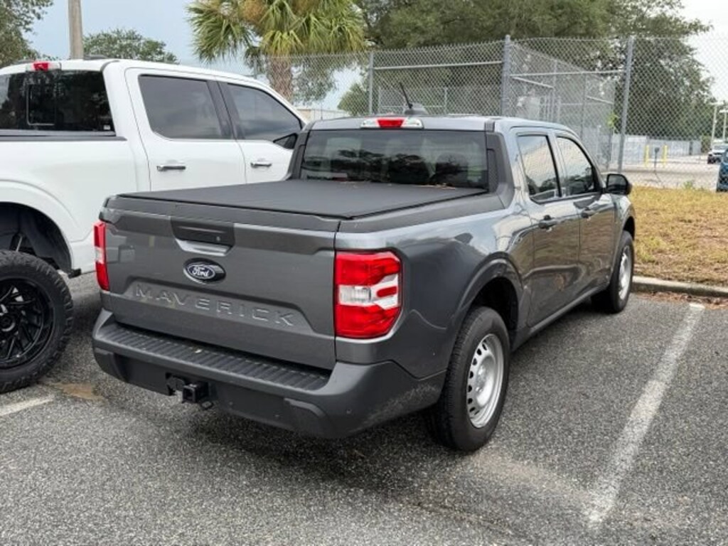 Used 2025 Ford Maverick XL Crew Cab Pickup