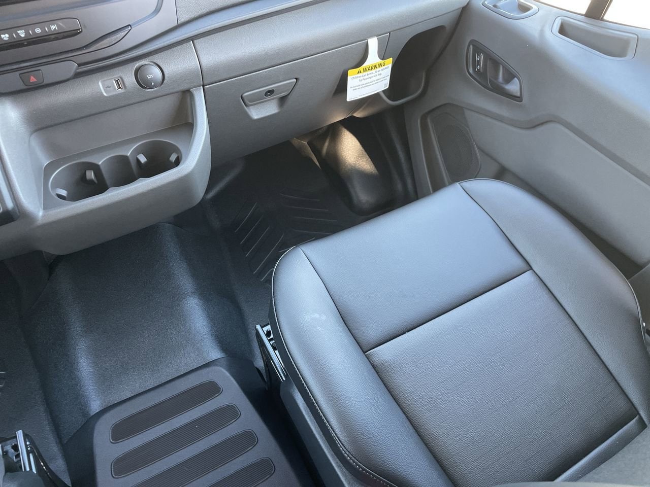 2026 Ford Transit Van Base - Photo 17