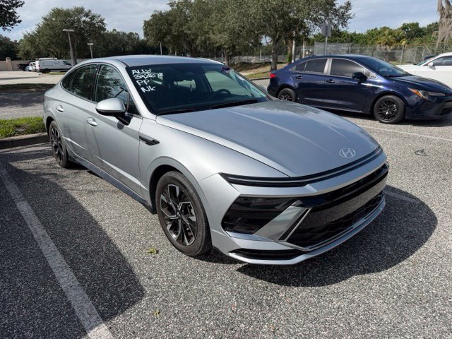 Used 2024 Hyundai Sonata SEL 4dr Car