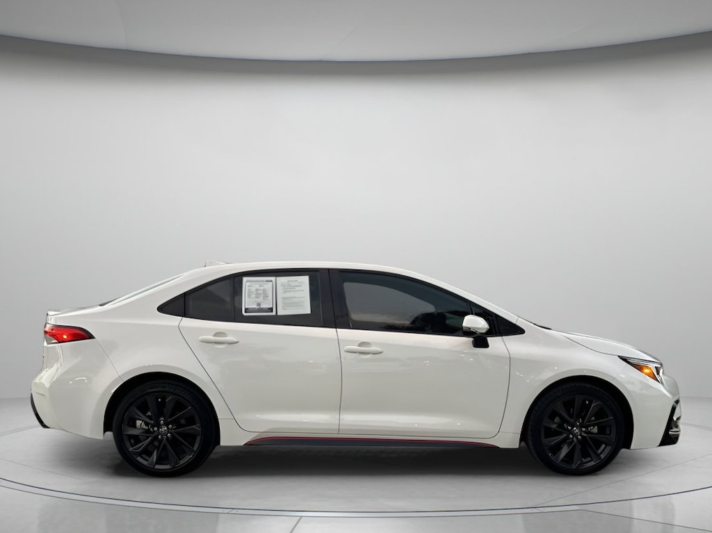 Used 2023 Toyota Corolla SE 4dr Car