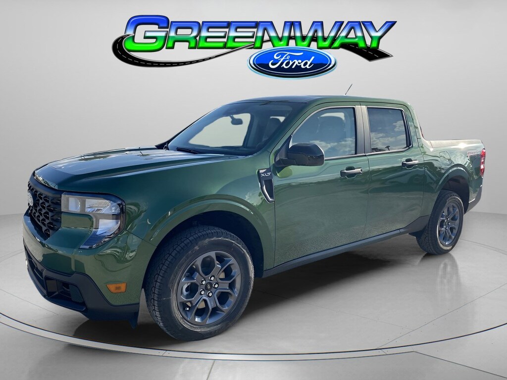 New 2025 Ford Maverick XLT Crew Cab Pickup