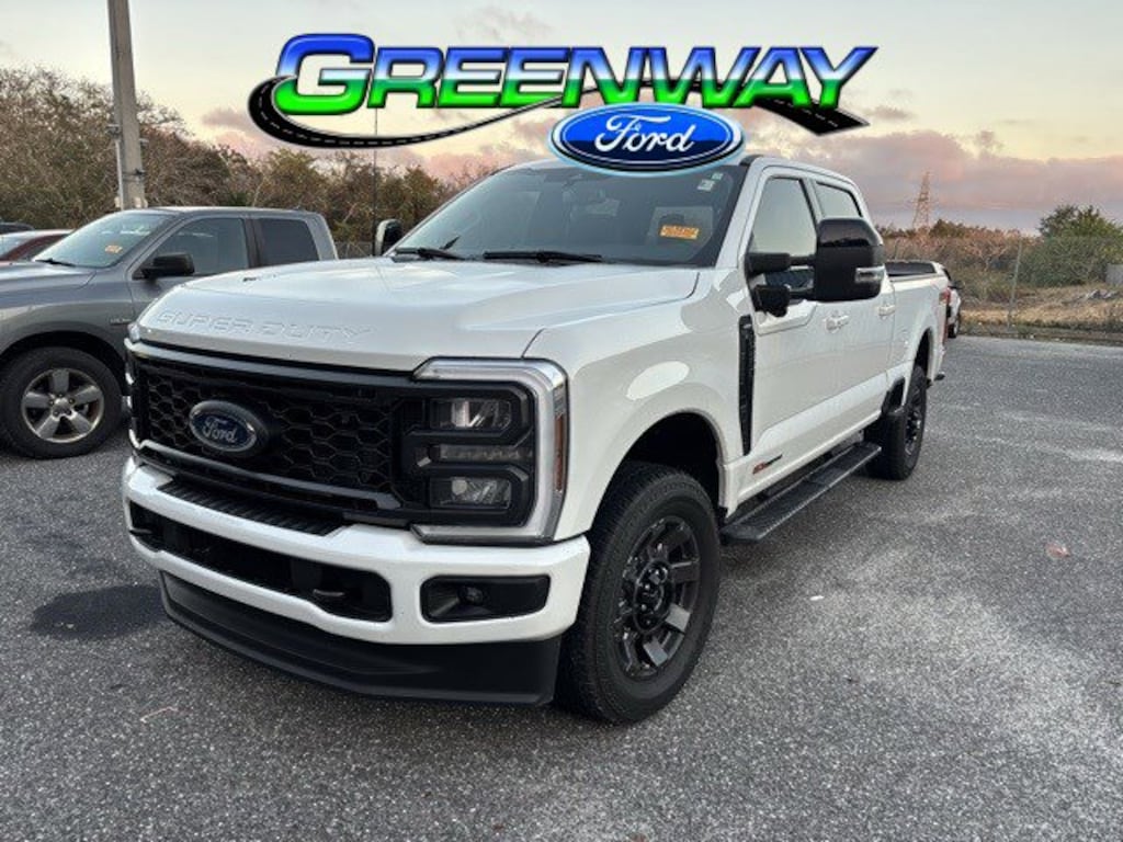 Used 2024 Ford Super Duty F-250 SRW Lariat Crew Cab Pickup