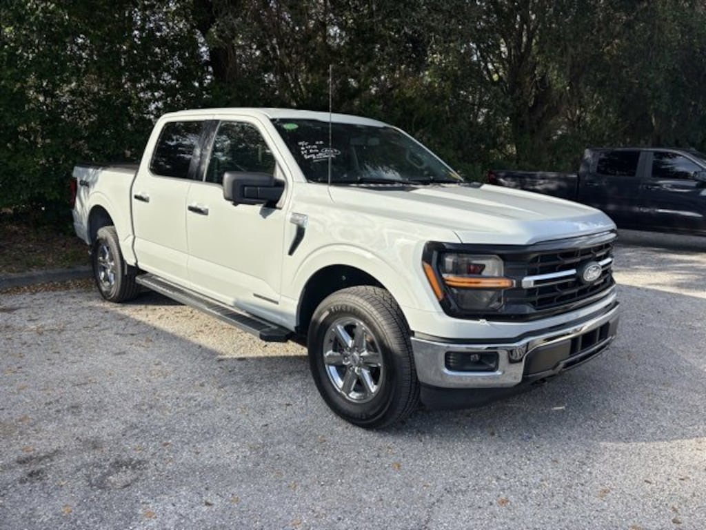 Used 2024 Ford F-150 XLT Crew Cab Pickup