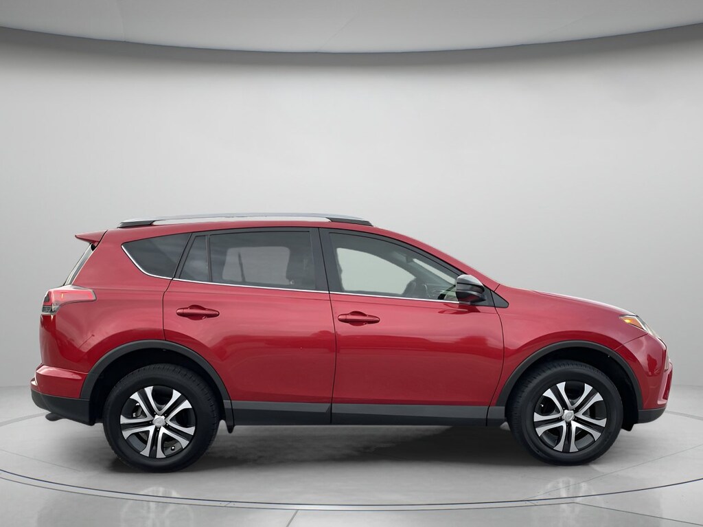 Used 2016 Toyota RAV4 LE Sport Utility