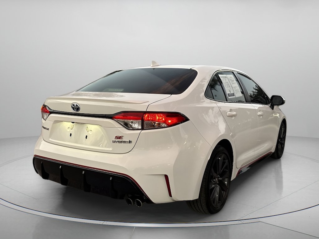 Used 2023 Toyota Corolla SE 4dr Car