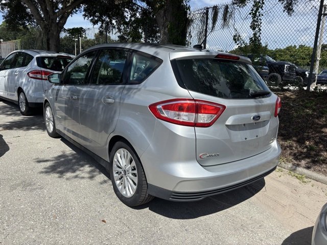 2017 Ford C-Max Hybrid SE photo 4
