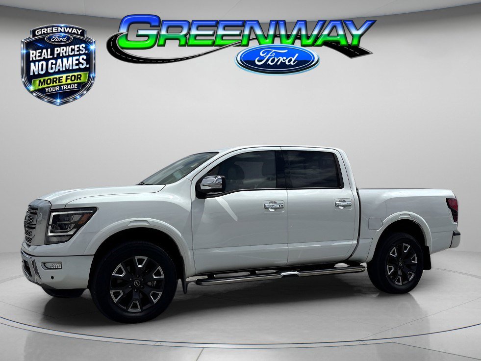 2023 Nissan Titan
