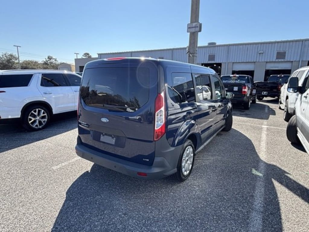Used 2018 Ford Transit Connect Wagon XL Full-size Passenger Van