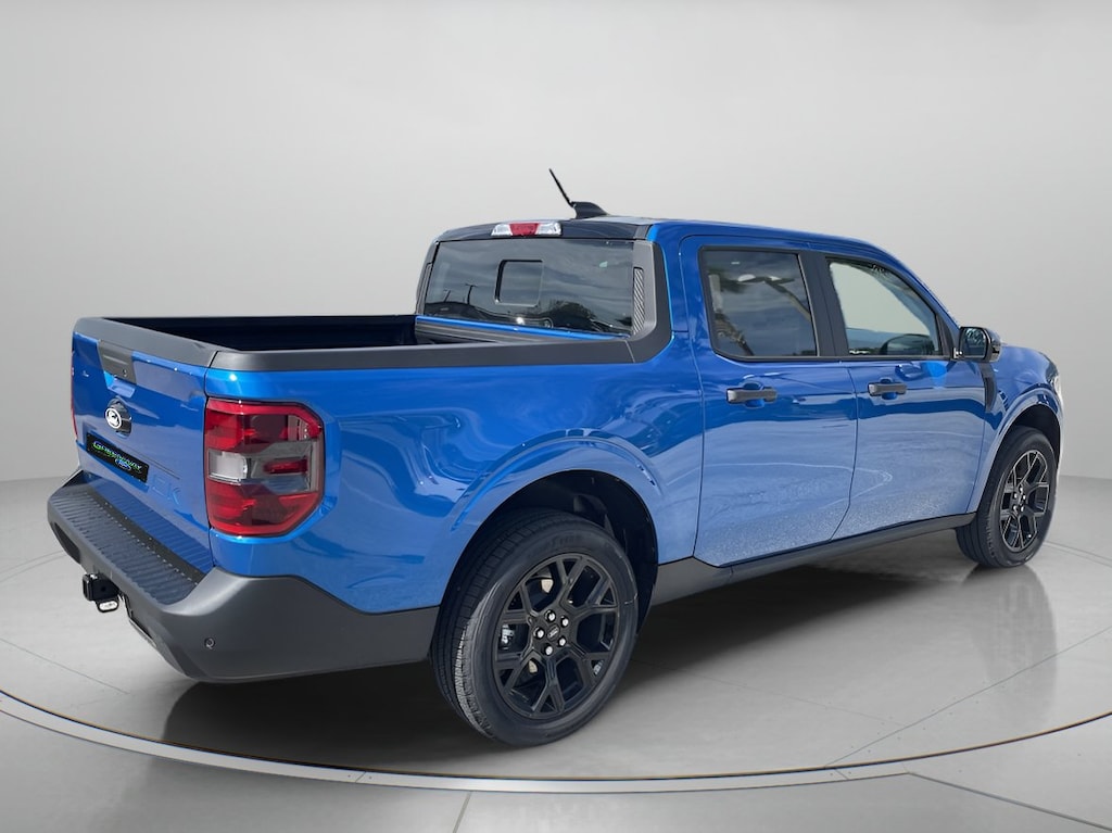 New 2026 Ford Maverick XLT Crew Cab Pickup