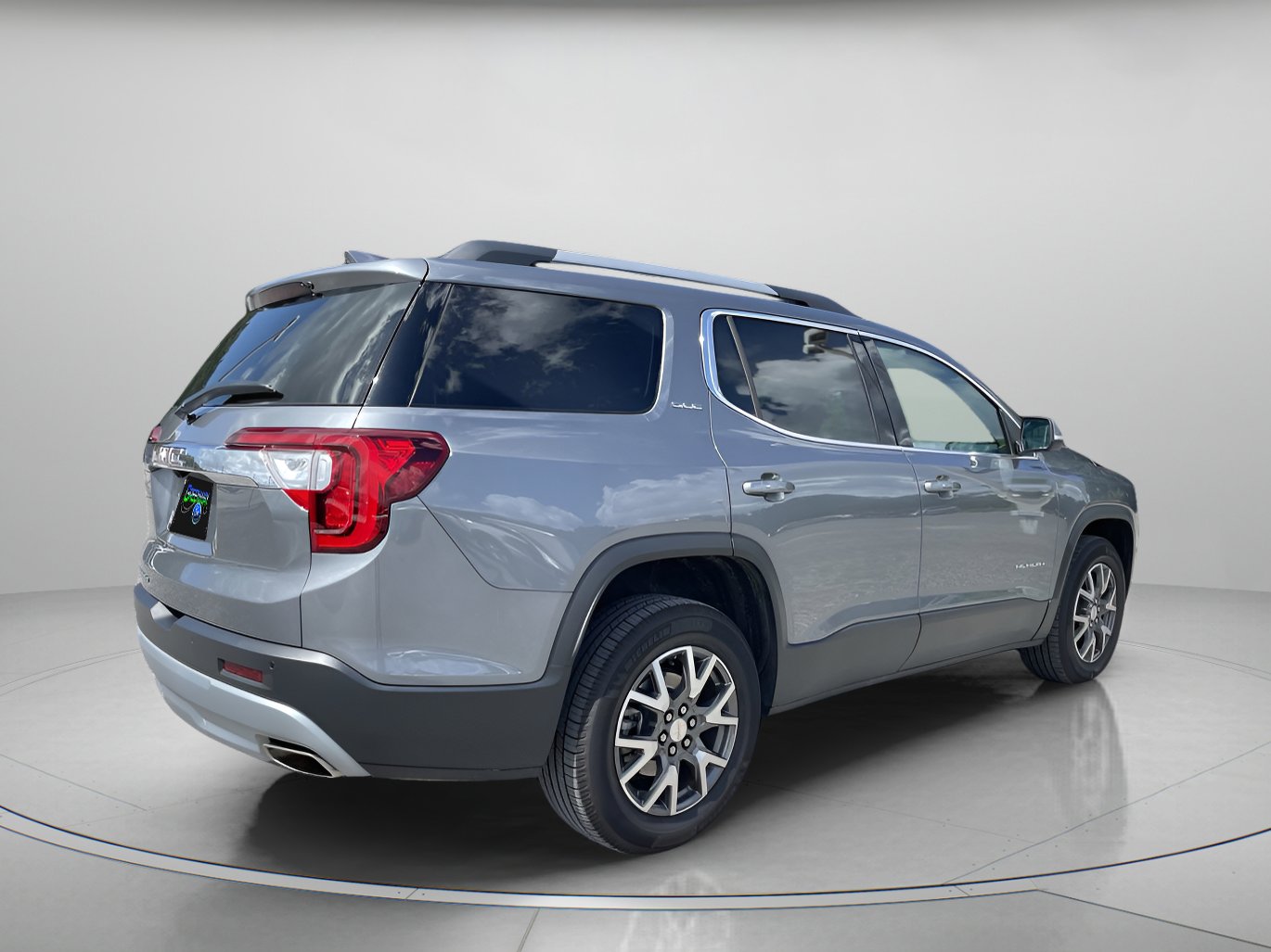2020 Gmc Acadia SLE photo 2