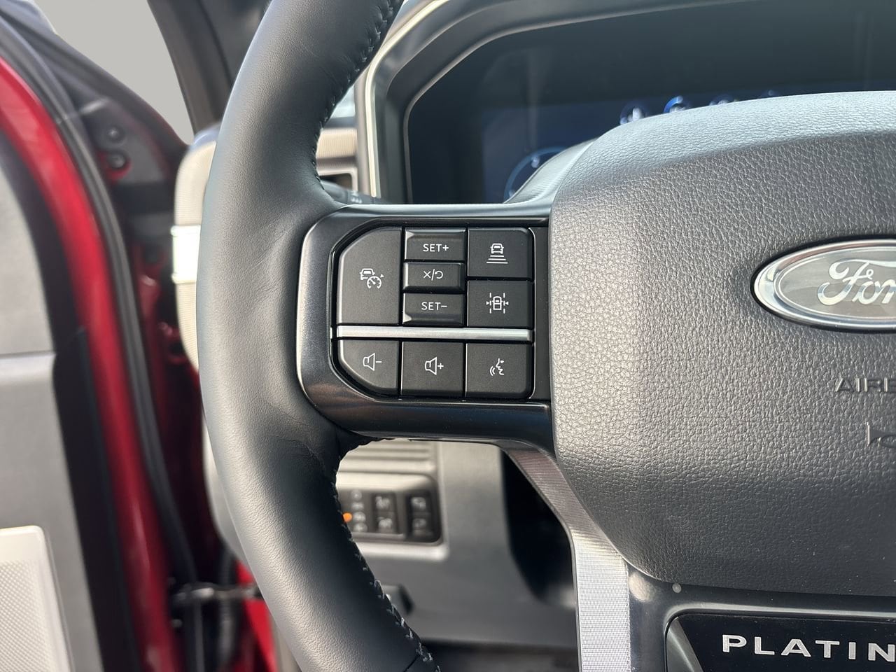 2026 Ford F-250 Super Duty Platinum - Photo 30