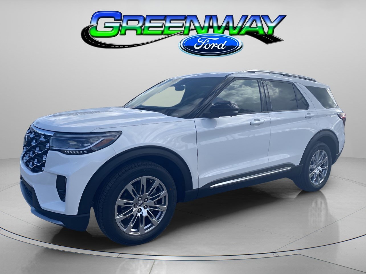 2026 Ford Explorer Platinum's photo