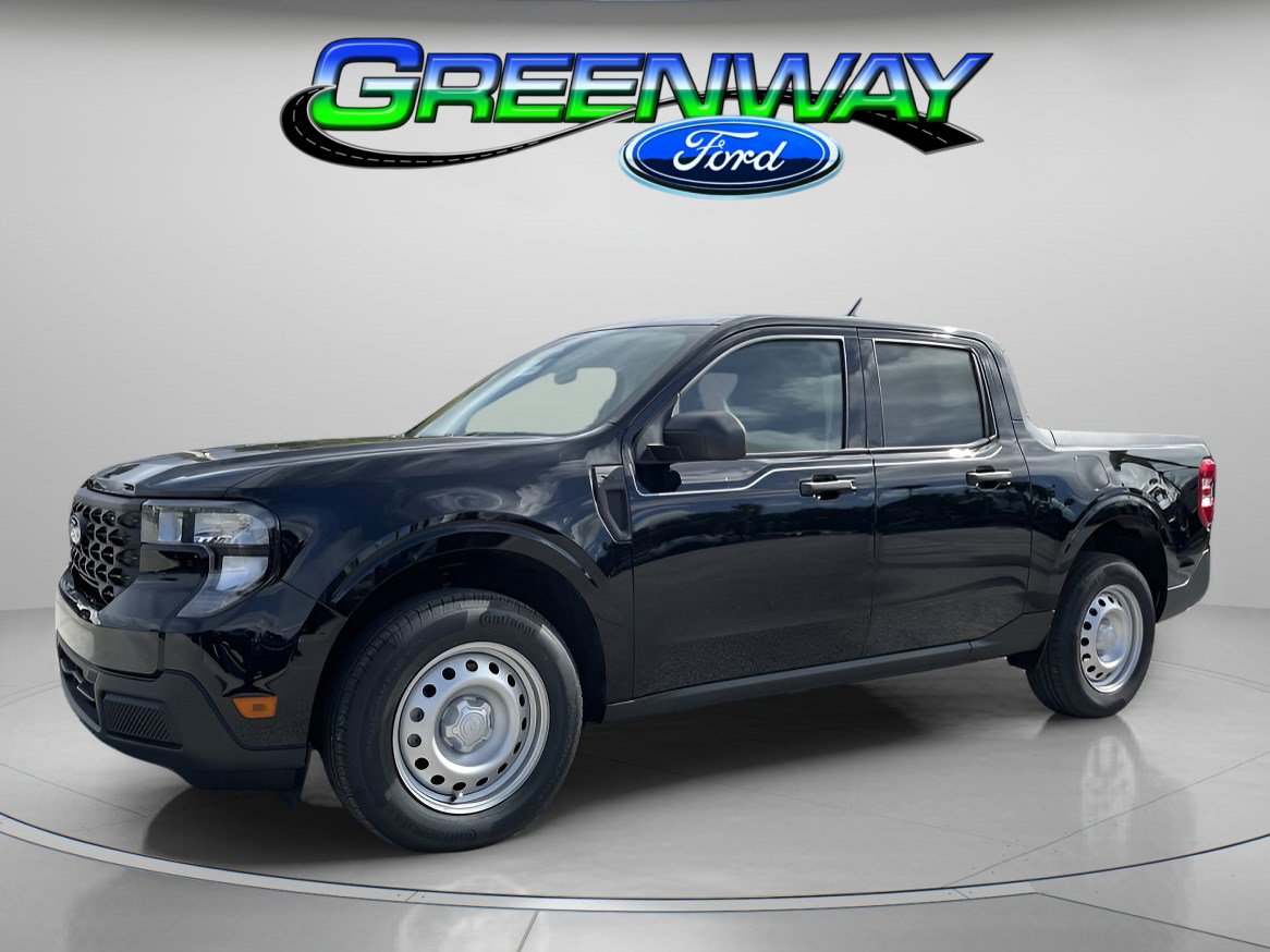 2025 Ford Maverick XL's photo