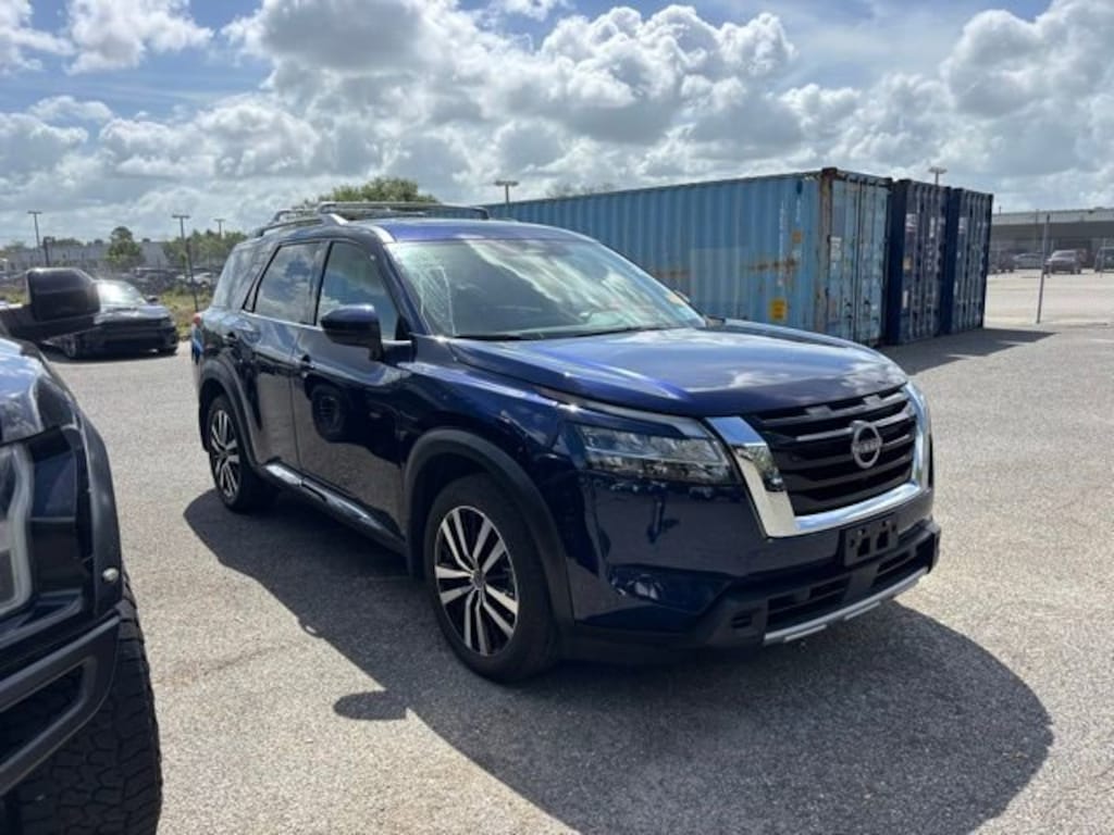 Used 2023 Nissan Pathfinder Platinum Sport Utility