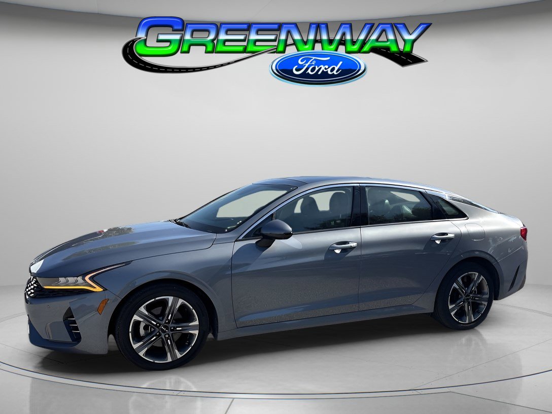 2024 Kia K5 EX's photo